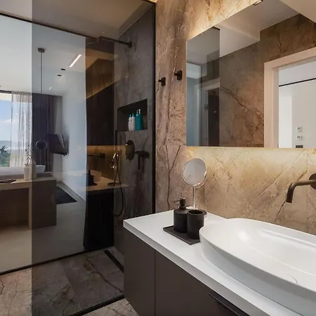 22 Zadarvillas 别墅